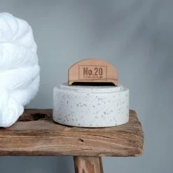 Clothes Doctor No. 20 Cashmere Comb - Beechwood