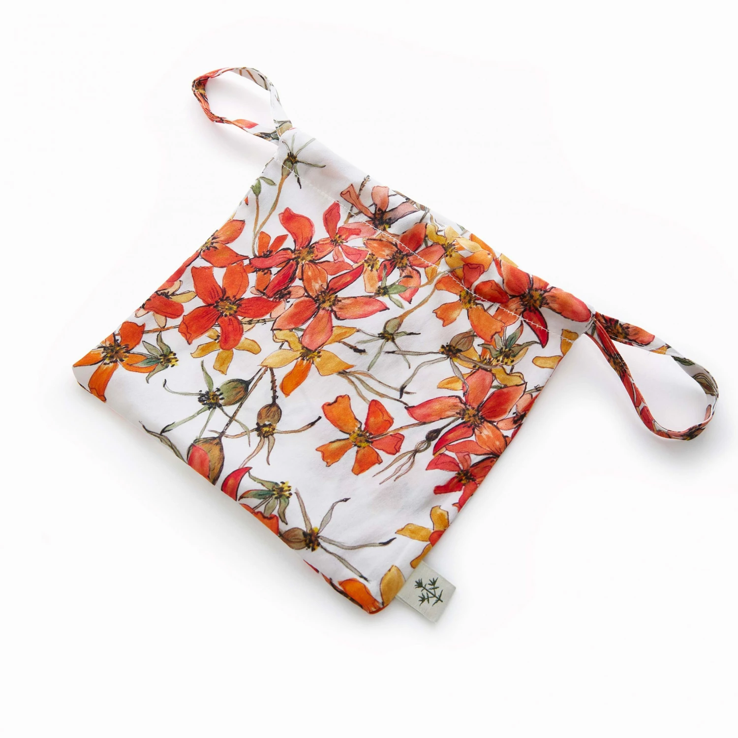 Bertioli By Thyme Silk Sleep Mask In Wild Rose 6 Bertioli By Thyme Silk Sleep Mask In Wild Rose