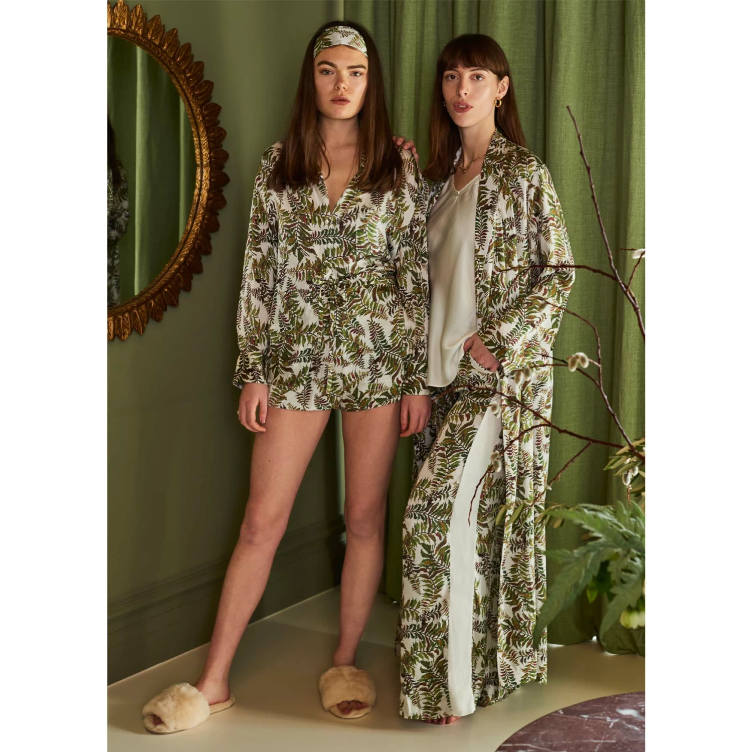 Bertioli By Thyme Silk Shorts In Fern Silkwear 4 Bertioli By Thyme Silk Shorts In Fern Silkwear